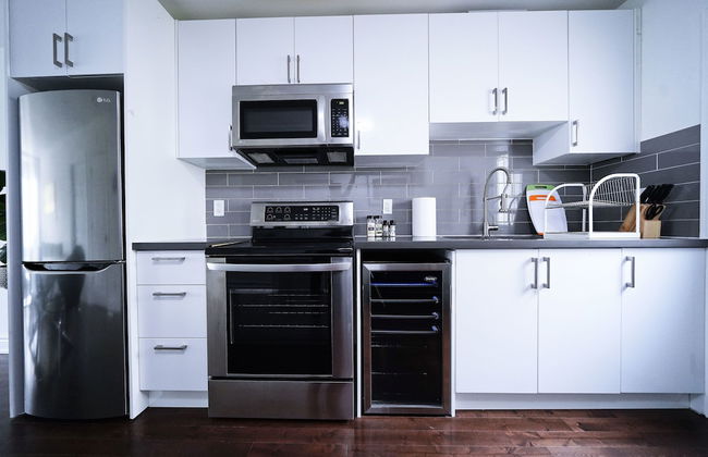 The Temple Stays - Photo 23