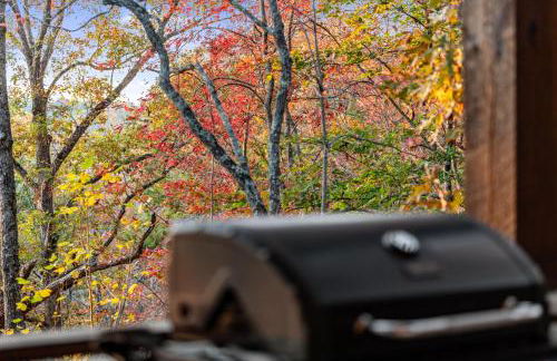 Chardonnay Chalet - Luxe Modern Chalet - Hot Tub, Wi-Fi, Fire Pit, Game Room, Amazing Deck - 15 min to Blue Ridge - Foto 35