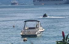 Passeio de Lancha 25 pés para 6 pessoas em Ilhabela - Foto 6