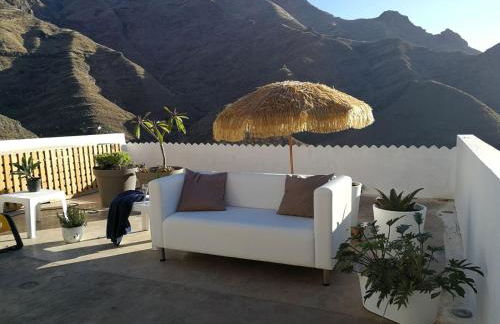 Vilna House with private pool, jacuzzi and garden -Optional pool and jacuzzi heating - Foto 16