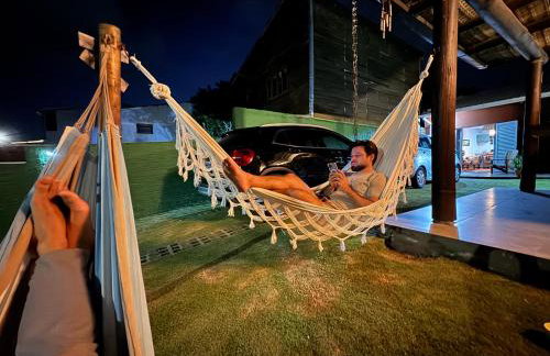 Casa brasileira frente mar conforto e exclusividade com estacionamento - Foto 2