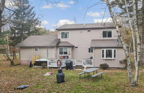 Rustic Modern Retreat in Poconos - Foto 36