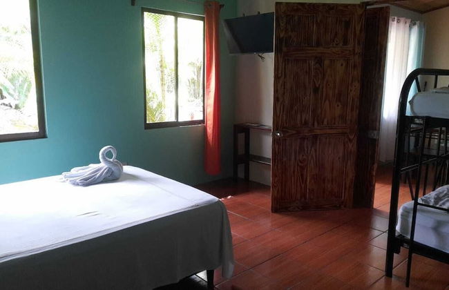 Cabañas Rio Escondido - Foto 16