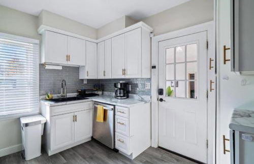 Spacious 4 Bedroom Sleeps 10 with Sauna and Hot Tub - Foto 41