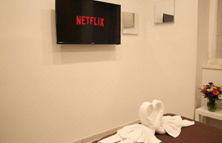 LUXURY BRILLIANT SISTERs - Photo 41