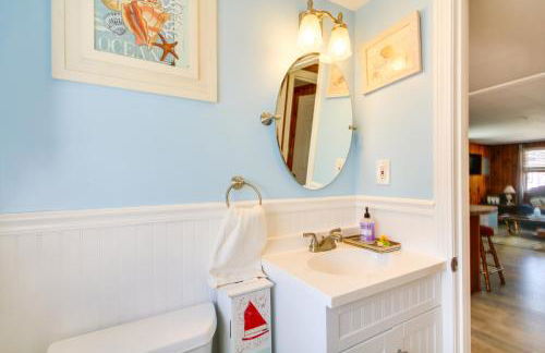 Cozy Hampton Cottage - Walk to Beaches and Marina! - Foto 16