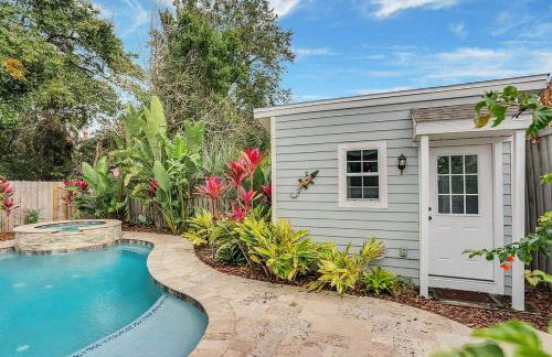 Charming Cottage w Pool, Walkable to Downtown - Foto 23