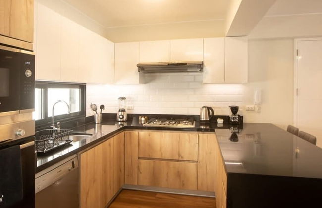 w Perfect 2BR With Balcony in Miraflores - Photo 7