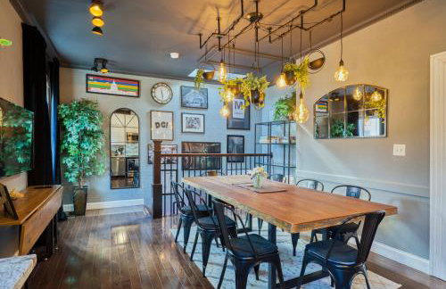 Homelike Three-Bedroom Apartment with Private Theater Near Capitol - Foto 5