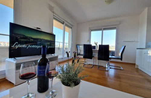 Luxury Penthouse "MANK" with private Parking - Foto 1