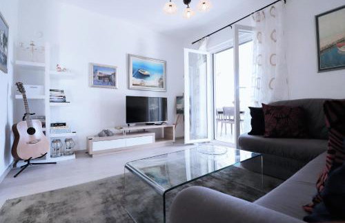 Villa Mendula Trogir - Luxury villa by the beach - heated pool - lush green garden - Photo 38