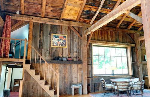 Historic Renovated Barn at Boorn Brook Farm - Manchester Vermont - Photo 9