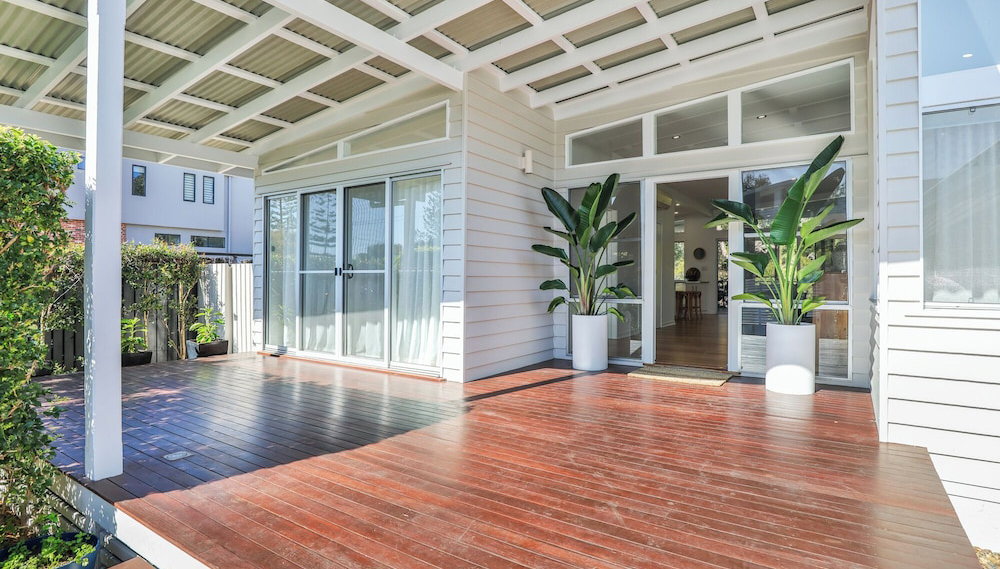 Luxe Waterfront Stay -Tallebudgera Creek - Foto 1, Entrada interior