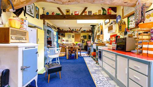 Family Country Cottage With a Private Valley View - Foto 4, minibar