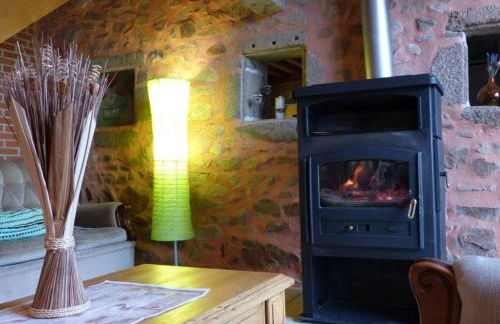 Gîte en pleine nature avec Wifi, animaux acceptés - FR-1-489-122 - Foto 8