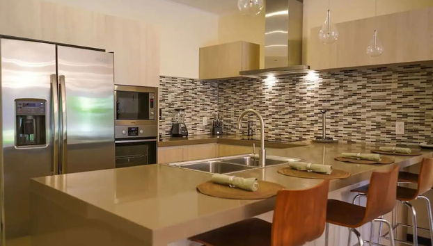 3BR Ground Level Eagle Beach Condo Pool GYM - Foto 5, Habitación