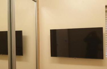 London Luxury 3 bedroom flat, 2 bathrooms, Living Room, free parking, 4 mins to station, garden - Foto 7