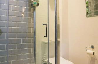 Chic and modern townhouse in beautiful Portland - Photo 16