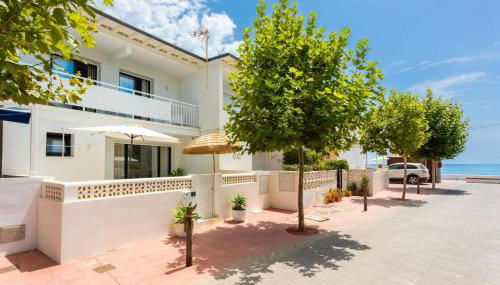 La Cala Beach Home - beachfront few steps away from sandy beach - Photo 4