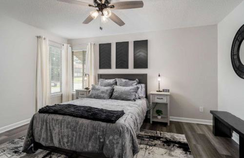 Grand Lakes Condo - Renovated 2BR-1 5BA Condo - Near UA - Foto 14