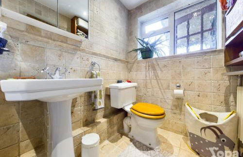 Cheerful, bright, cosy period cottage with hot tub - Foto 31