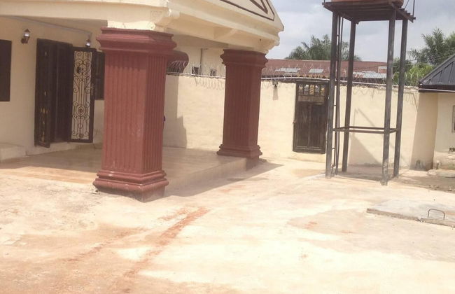 Charming 2-bed Cottage in Benin City - Foto 26