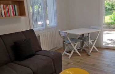 Petite maison dans un écrin de verdure - Foto 16