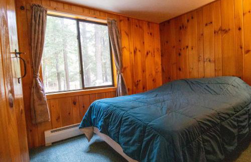 Lakefront Home with Seasonal Dock in Limerick! - Foto 18