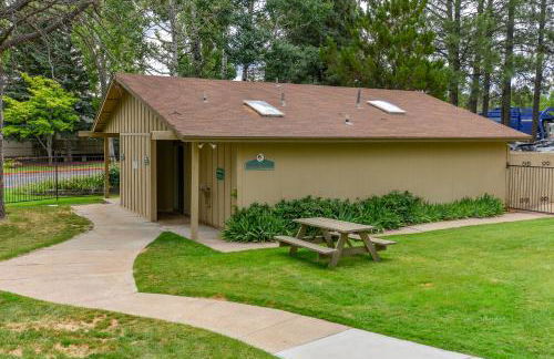 Mountain Oasis Stunning Views Renovated Condo Near Flagstaff Attractions - Foto 39