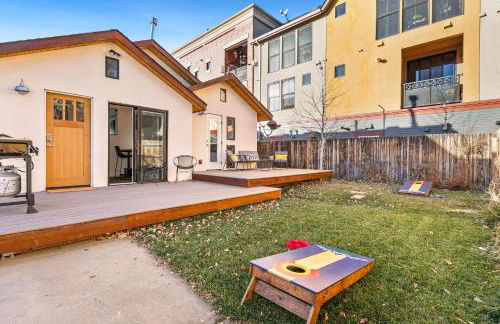 Vibrant Downtown Bungalow – Walk Everywhere! - Foto 46