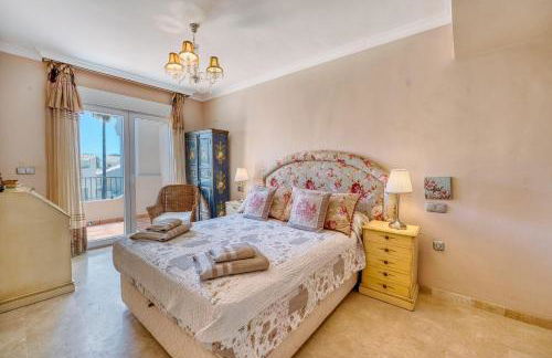 1107 Marbella Beach Front House - Photo 6