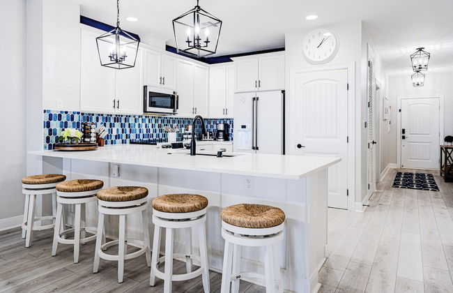 Luxury Waterfront Condo W/pool & Views! - Foto 10