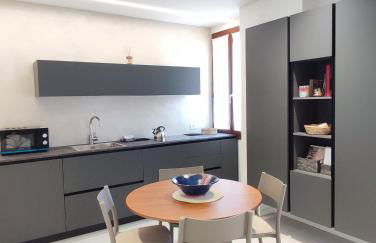 AL PONTE design apartment - Photo 7