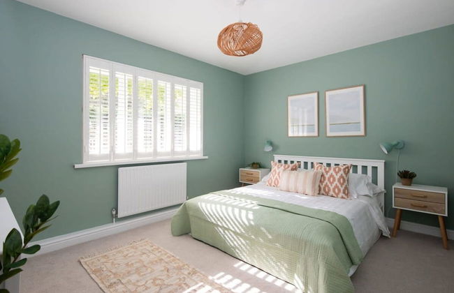 Bosham 3 BR Beach House With Garden Playhouse - Photo 70