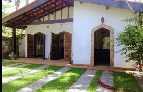 Casa 5 quartos ar cond piscina churrasqueira a 550 m da praia - Foto 2