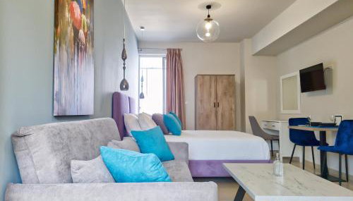 Epipleon Luxury Suites -104- Δωμάτιο 35τμ με βεράντα 35τμ μπροστά στη θάλασσα - Foto 5