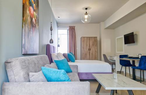 Epipleon Luxury Suites -104- Δωμάτιο 35τμ με βεράντα 35τμ μπροστά στη θάλασσα - Foto 5