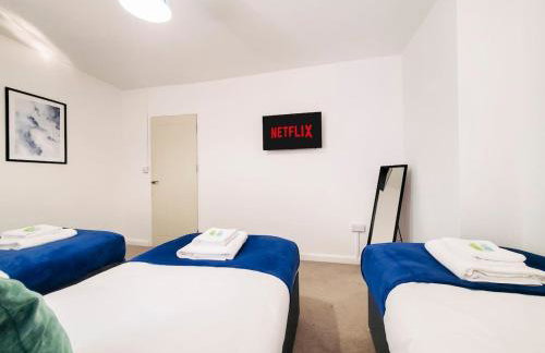 Spacious 3 Bedroom Home - Near Nec, Birmingham Airport & Solihull - Foto 23