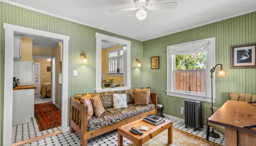 Charming 1923 Cottage at Erehwon Retreat - Foto 3