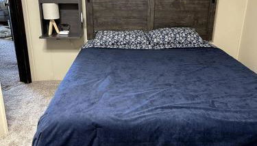 Stunning Cabin Getaway Perfect for Large Groups Situated in Boyne Falls, Michigan - Photo 2