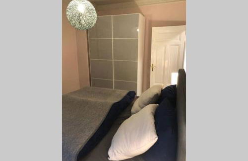 Perfekter Altbaucharme in zentraler Lage ! - Foto 11