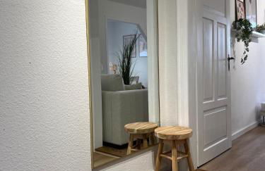 MEGHA Living - 2 Zimmer Appartments mit Küche - Zentral - Foto 62