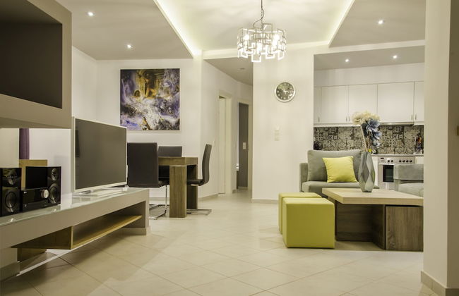 Talos Luxury Suites - Photo 31