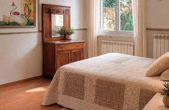 Desiree Holiday Inn - Foto 2