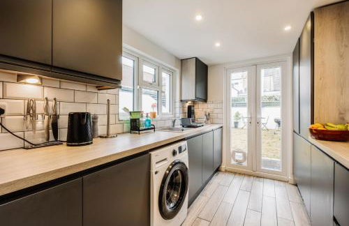 Modern Hove Home close to Brighton Beach with FREE PARKING - Foto 40