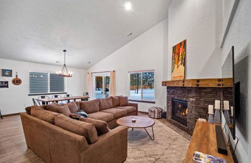 Elk Grove Getaway - Photo 5