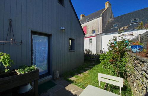 Chouk-Ezaï côte sauvage de l'île - Photo 3