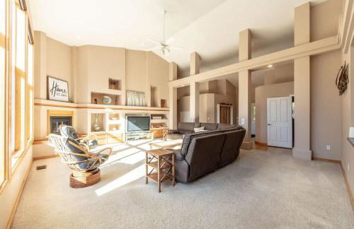 Breathtaking Lake Fernan Views & Cozy Comforts - Foto 18