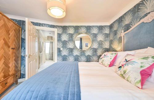 Lisburne Place - Luxury Three Bedroom Town House - Photo 47