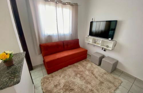 APT-10 Completo Com Ar-Condicionado Garagem Predio Central Perto de tudo - Foto 11